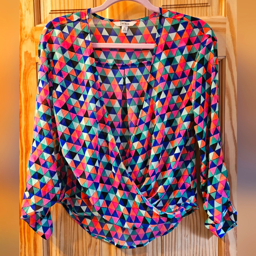 Decree Triangle Geometric Multicolor Sheer Wrap Blouse Bright Size Extra Small